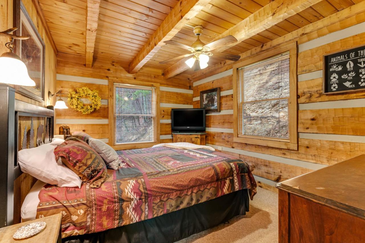Black Bear'S Bluff Sevierville Bagian luar foto