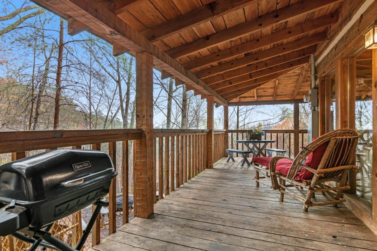 Black Bear'S Bluff Sevierville Bagian luar foto