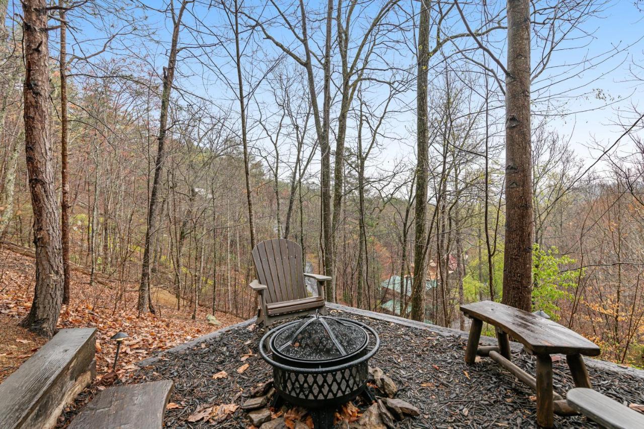 Black Bear'S Bluff Sevierville Bagian luar foto